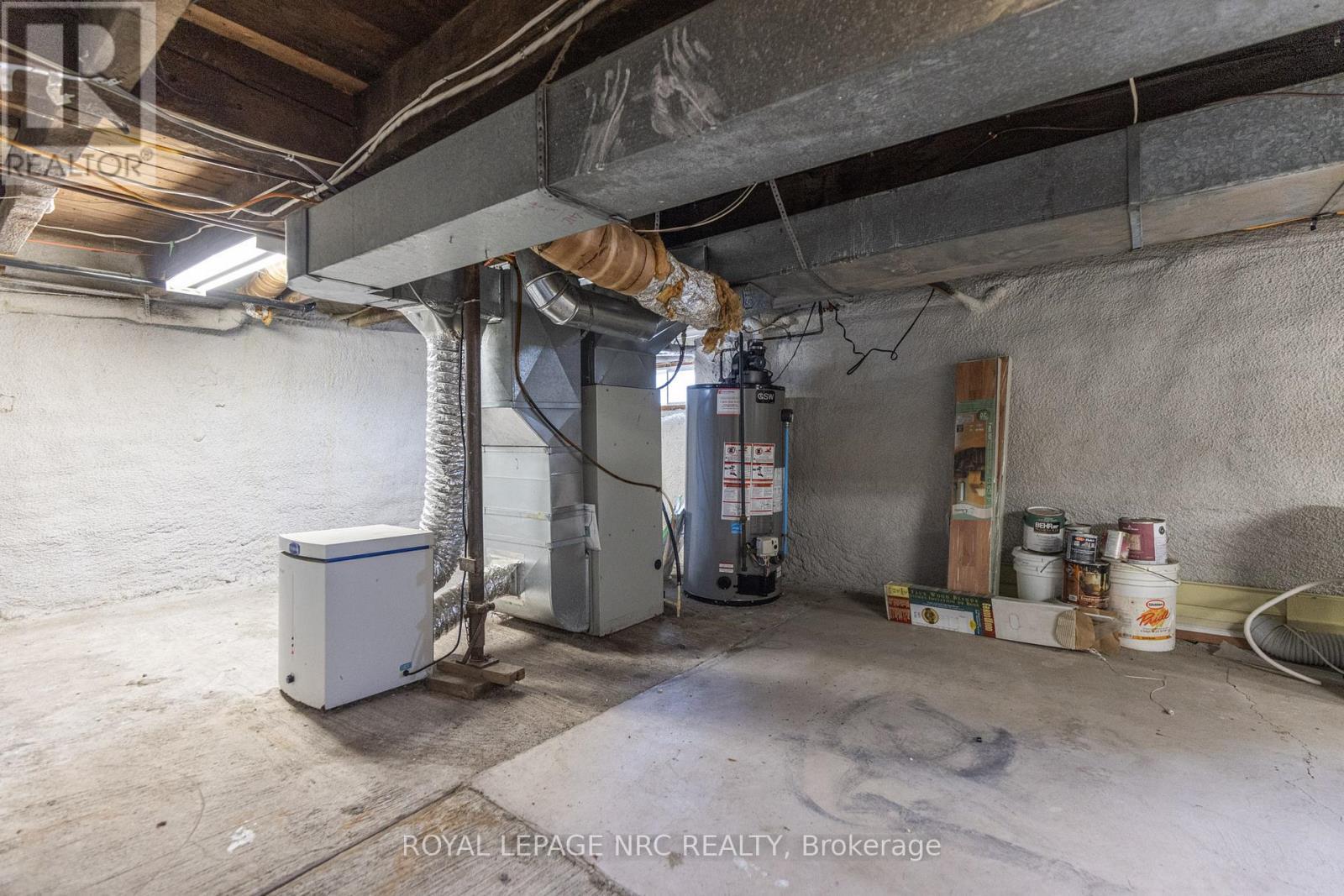 












44 CARLISLE STREET

,
St. Catharines,




Ontario
L2R4H4

