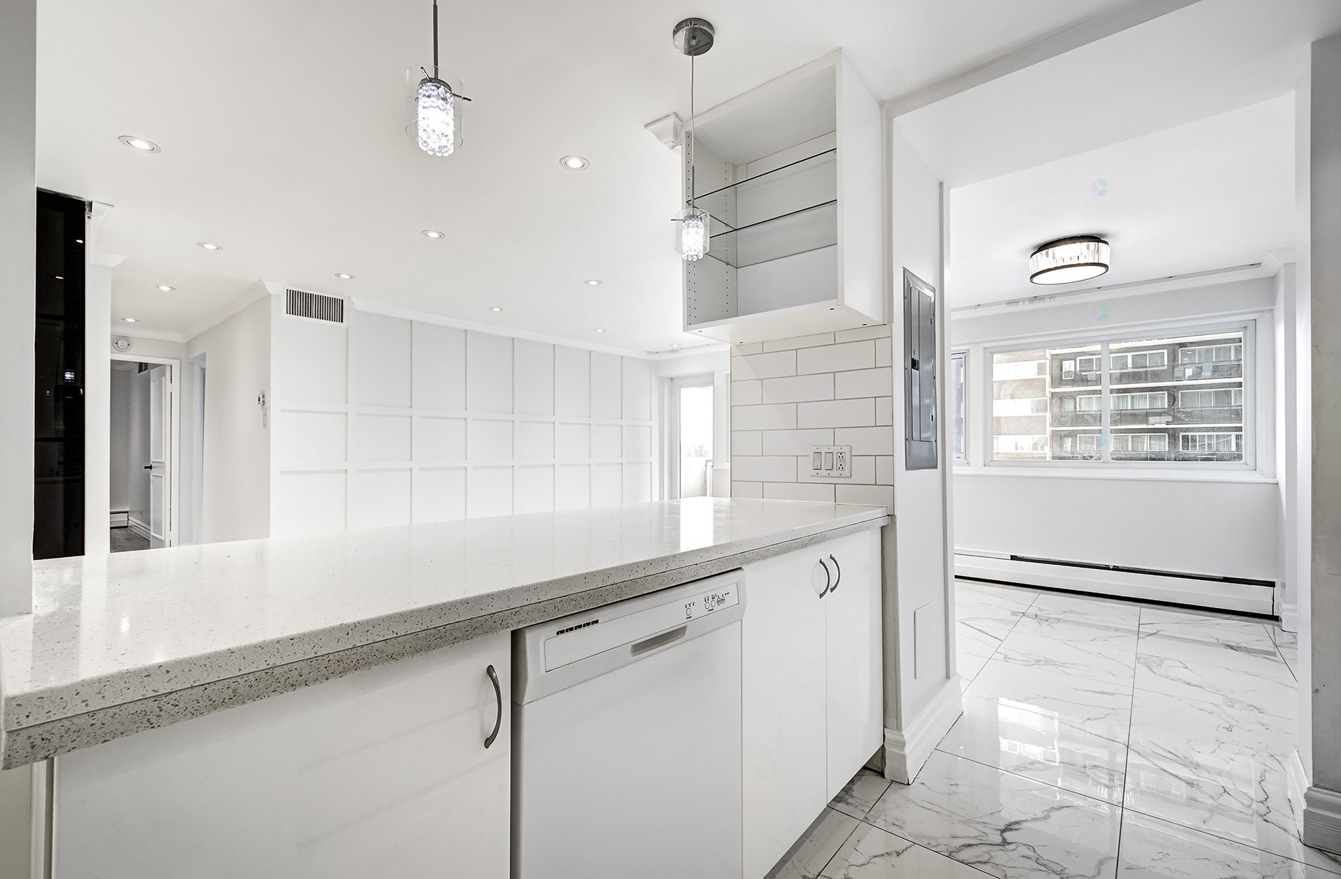 









5720


Boul. Cavendish

, 509,
Côte-Saint-Luc,




QC
H4W1S9

