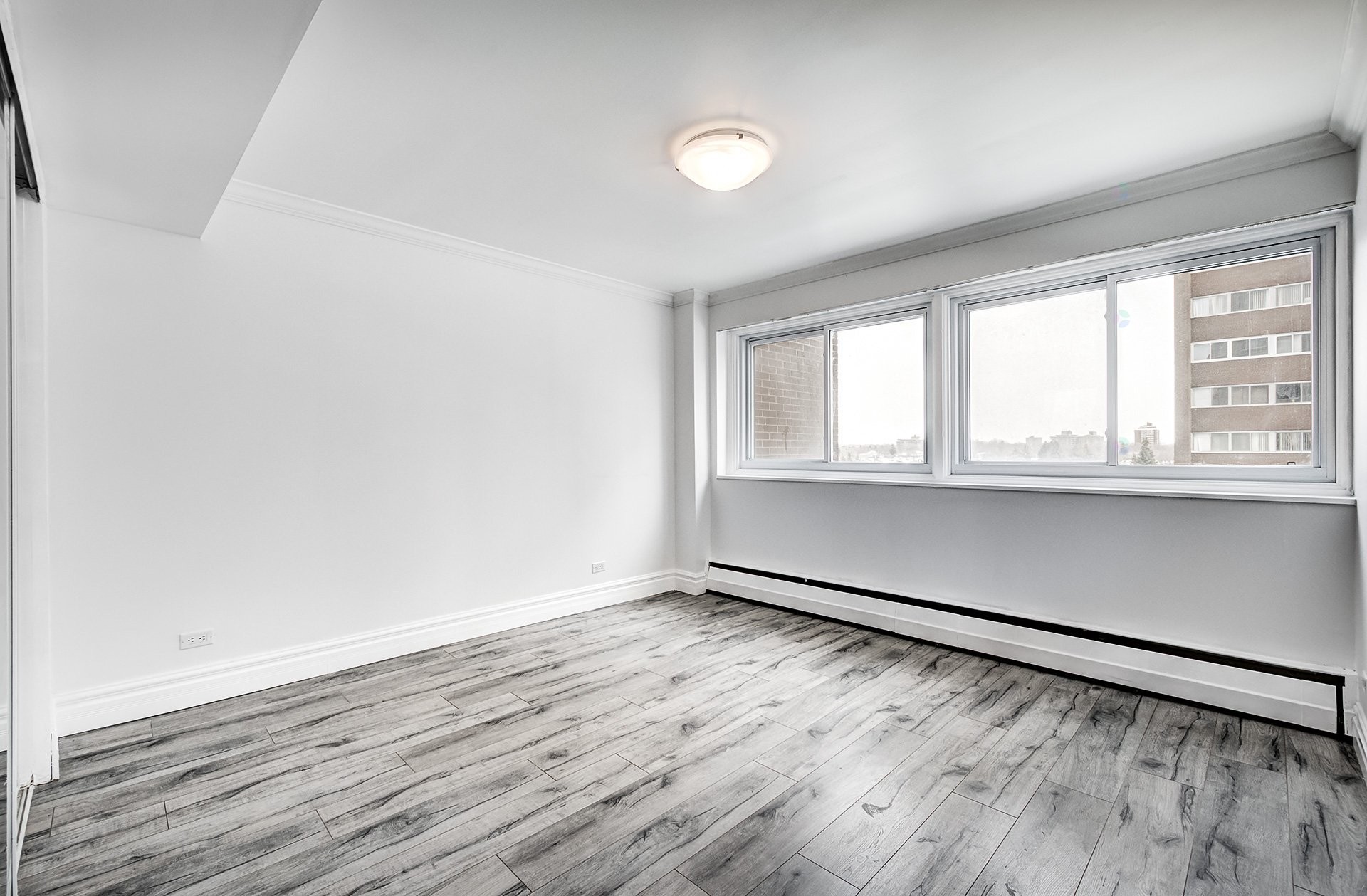 









5720


Boul. Cavendish

, 509,
Côte-Saint-Luc,




QC
H4W1S9

