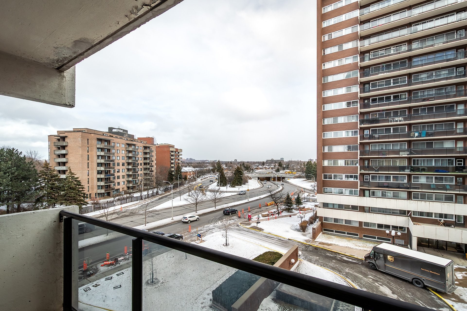 









5720


Boul. Cavendish

, 509,
Côte-Saint-Luc,




QC
H4W1S9

