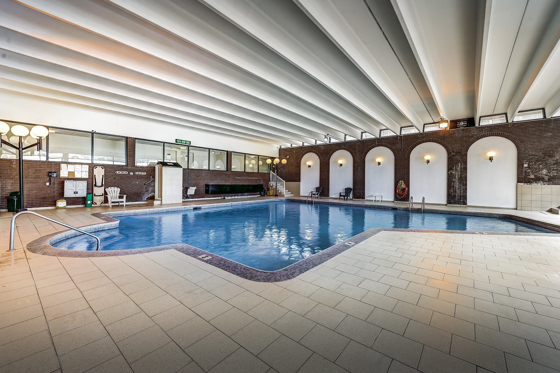 









5720


Boul. Cavendish

, 509,
Côte-Saint-Luc,




QC
H4W1S9

