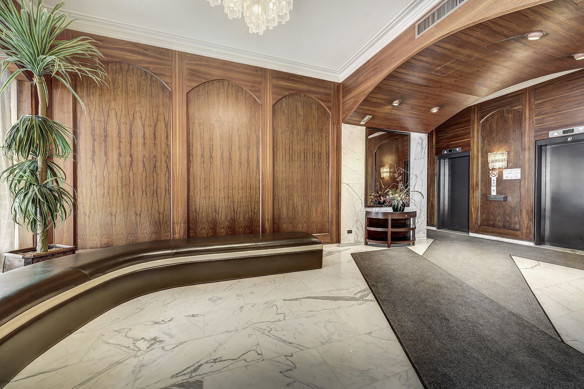 









5720


Boul. Cavendish

, 509,
Côte-Saint-Luc,




QC
H4W1S9

