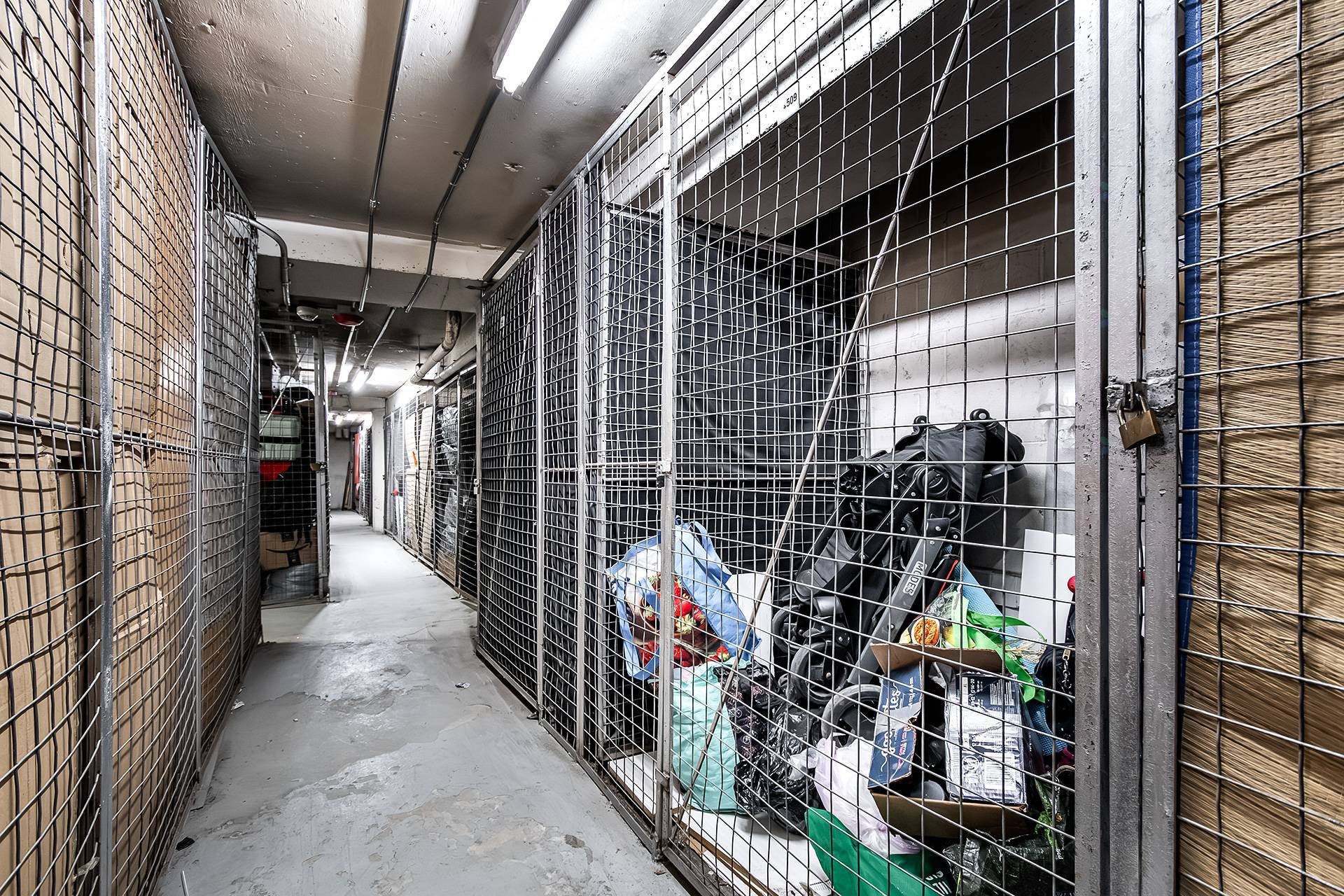 









5720


Boul. Cavendish

, 509,
Côte-Saint-Luc,




QC
H4W1S9

