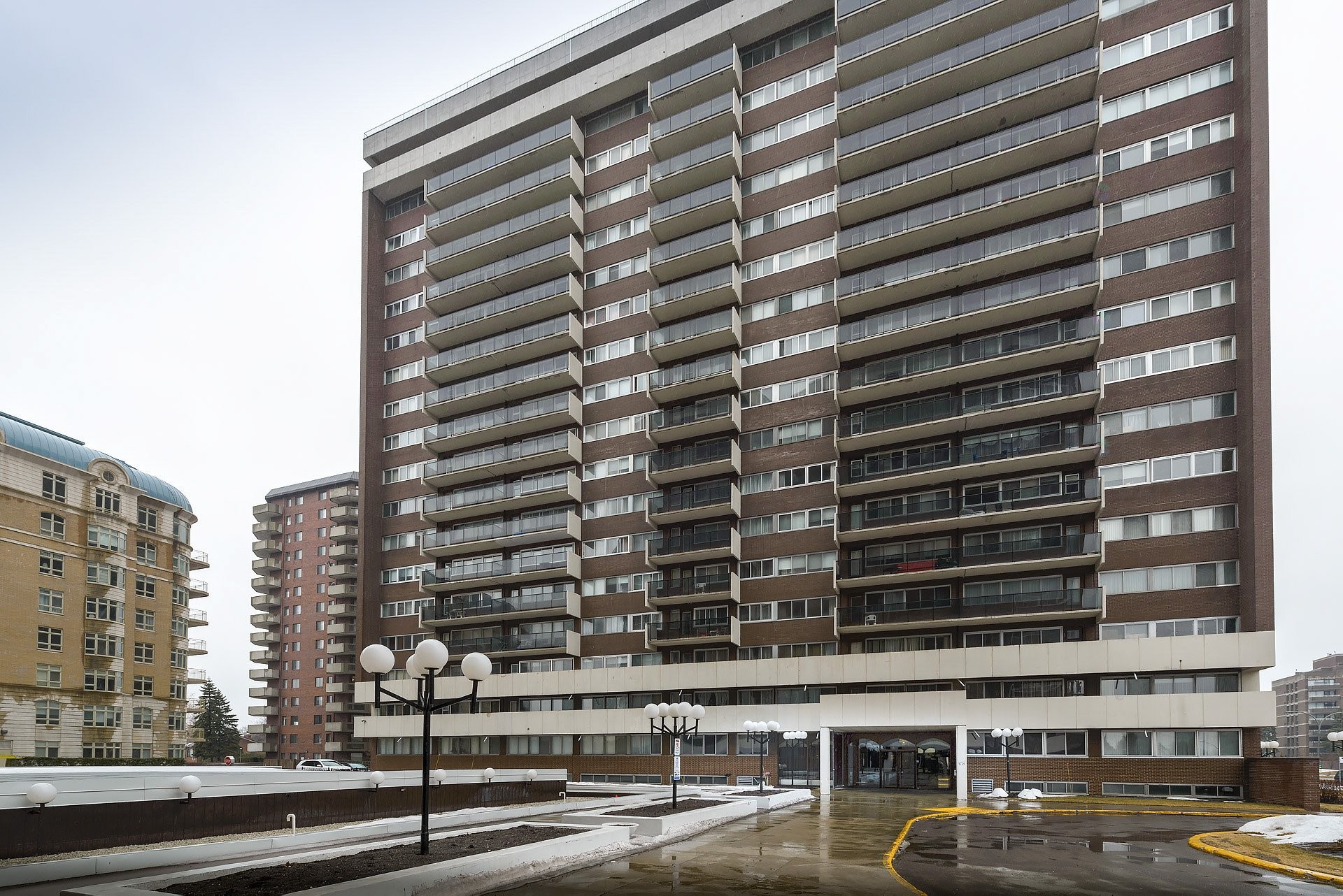 









5720


Boul. Cavendish

, 509,
Côte-Saint-Luc,




QC
H4W1S9

