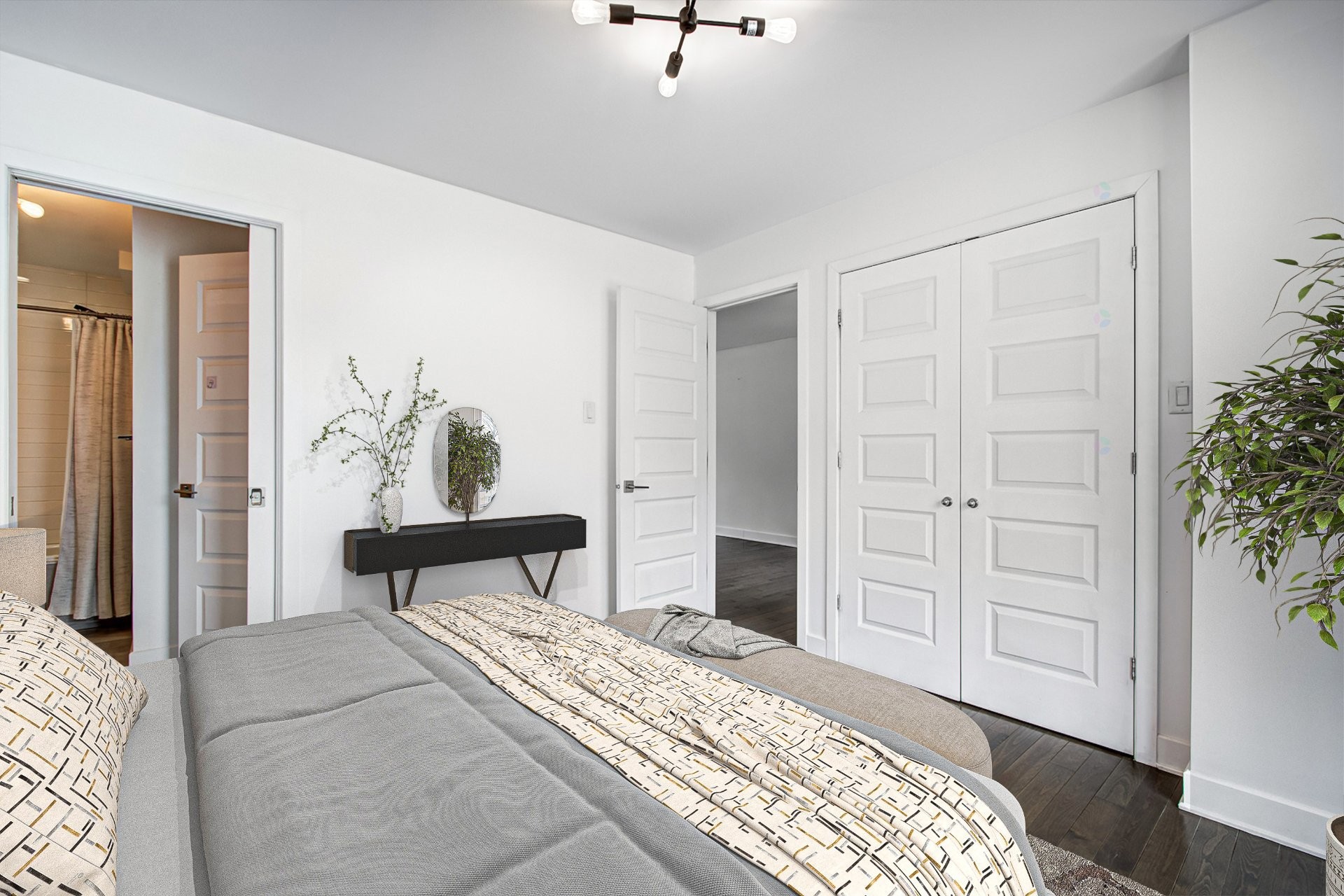 









5788B


Av. Parkhaven

,
Côte-Saint-Luc,




QC
H4W1X9

