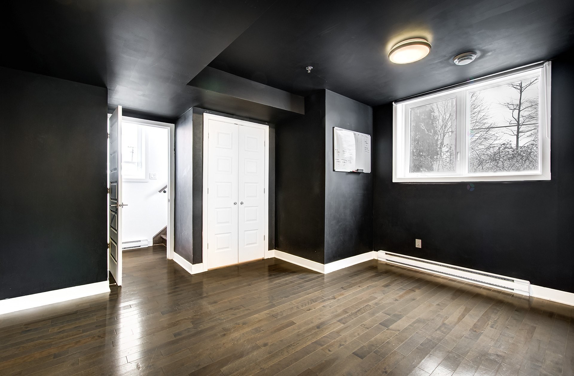 









5788B


Av. Parkhaven

,
Côte-Saint-Luc,




QC
H4W1X9

