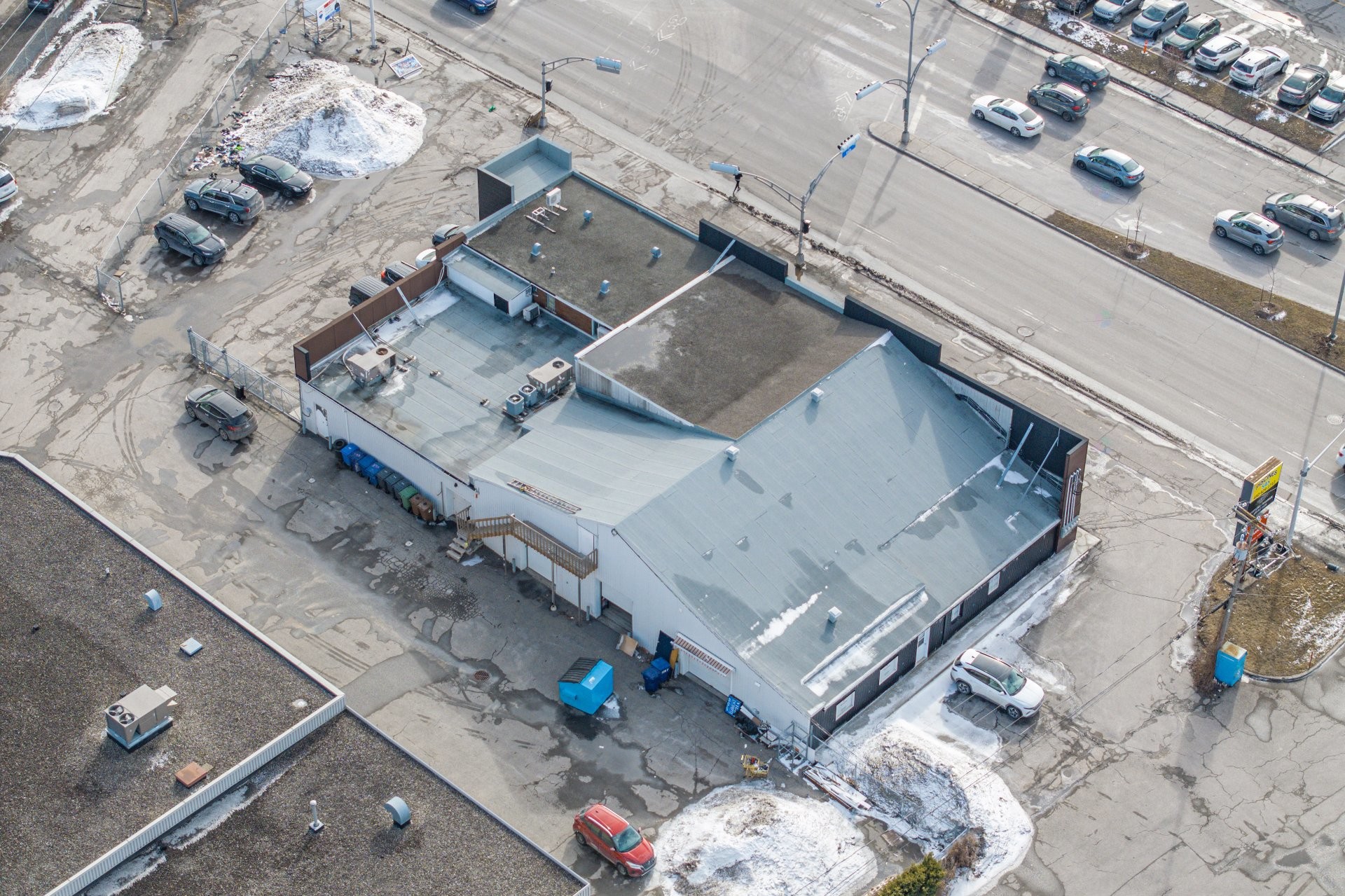 









328

 - 330


Boul. Curé-Labelle

,
Laval (Fabreville),




QC
J5J0H2

