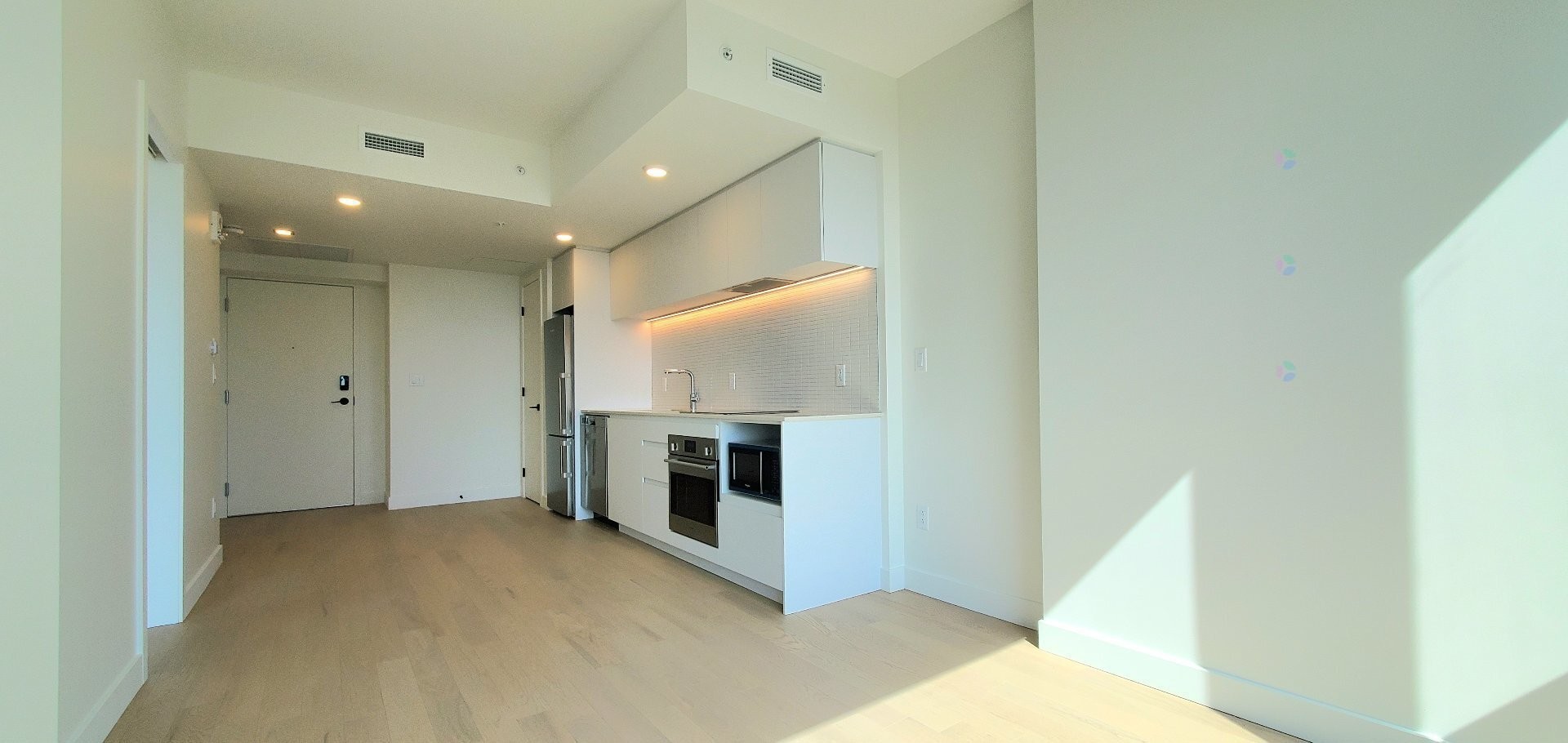 









1210


Rue Jeanne-Mance

, 3803,
Montréal (Ville-Marie),




QC
H2X1M1

