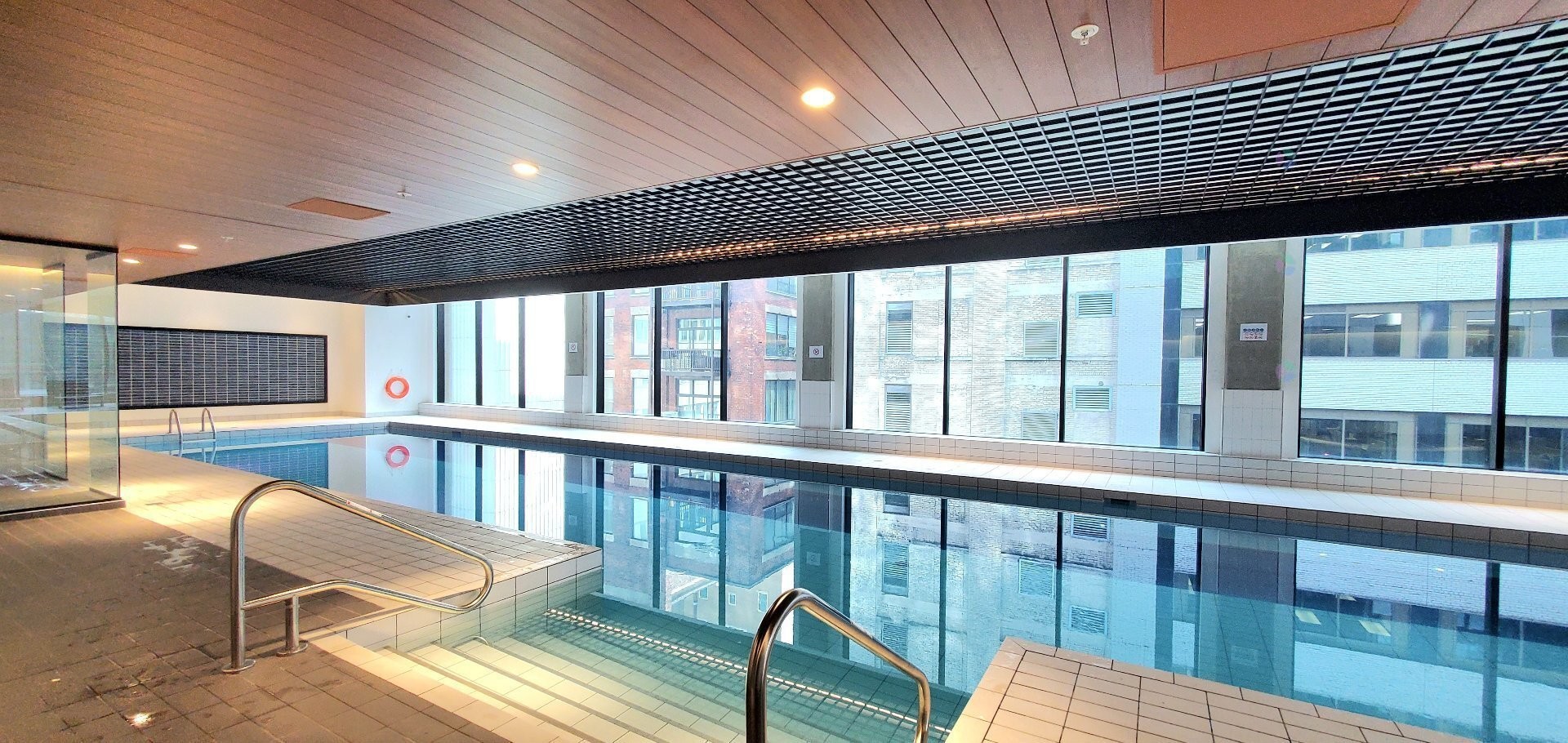 









1210


Rue Jeanne-Mance

, 3803,
Montréal (Ville-Marie),




QC
H2X1M1

