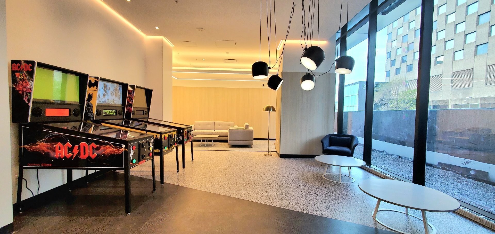 









1210


Rue Jeanne-Mance

, 3803,
Montréal (Ville-Marie),




QC
H2X1M1

