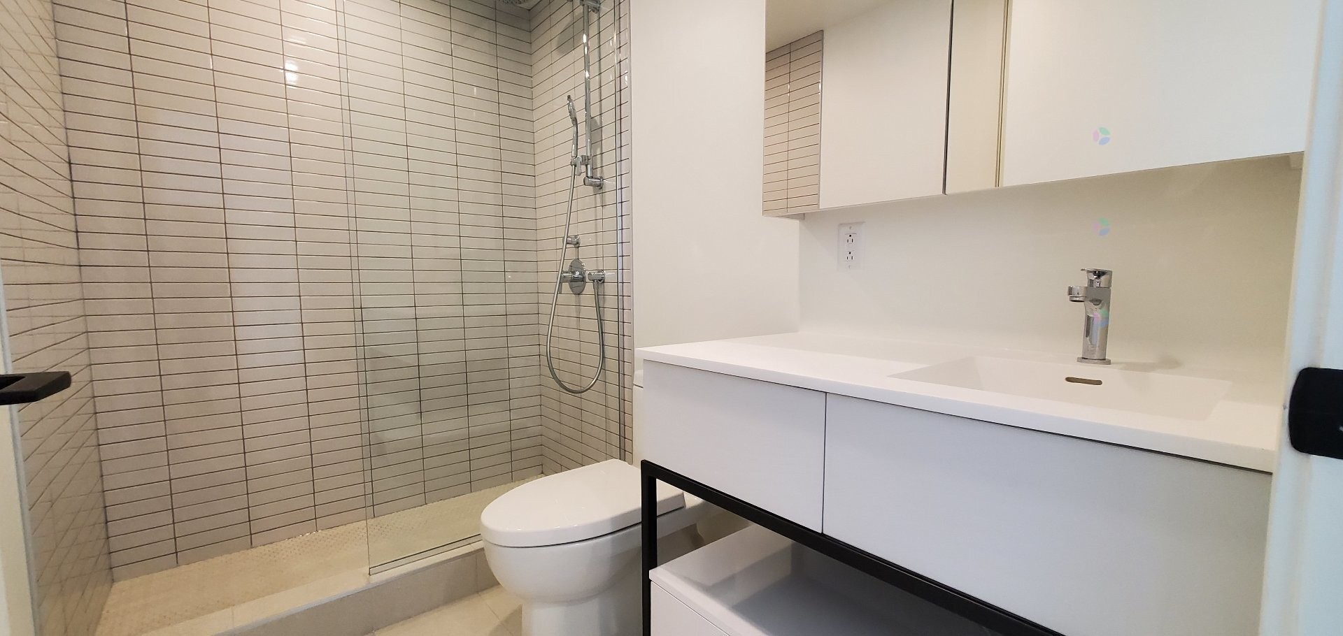 









1210


Rue Jeanne-Mance

, 3803,
Montréal (Ville-Marie),




QC
H2X1M1

