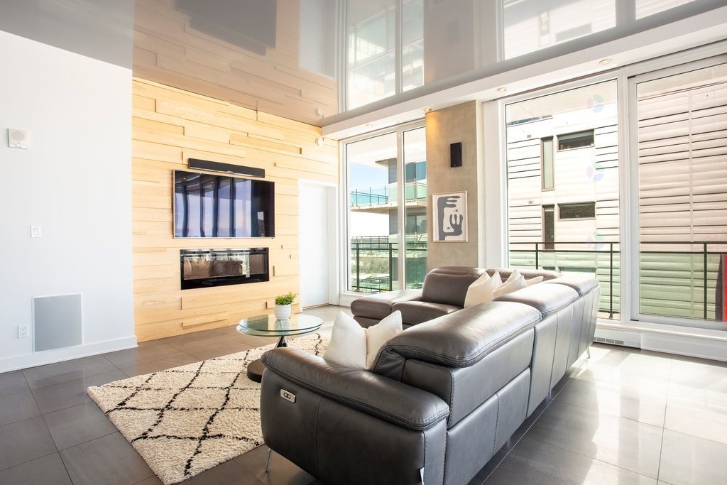 









185


Rue Laurier

, 1804,
Gatineau (Hull),




QC
J8X0B2

