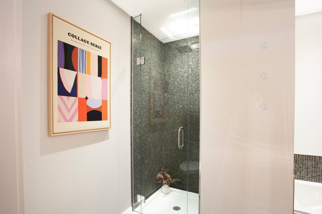 









185


Rue Laurier

, 1804,
Gatineau (Hull),




QC
J8X0B2

