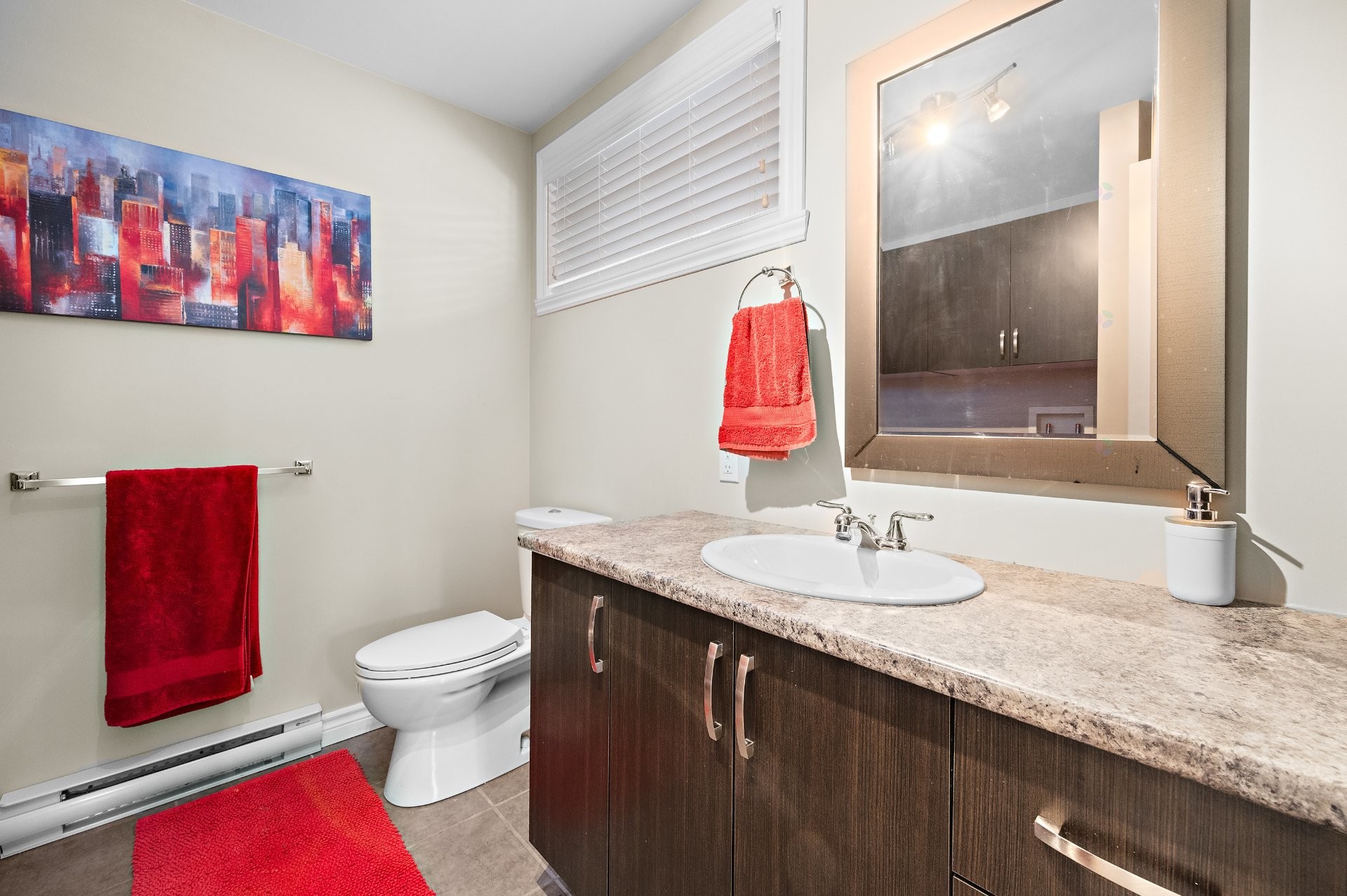 









647


Av. Albert-Rousseau

,
Lévis (Les Chutes-de-la-Chaudière-Ouest),




QC
G6J2C7

