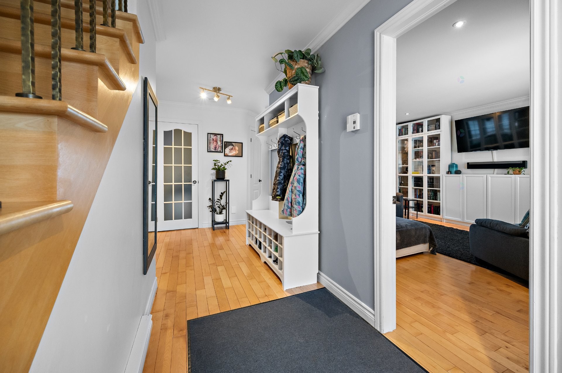 









647


Av. Albert-Rousseau

,
Lévis (Les Chutes-de-la-Chaudière-Ouest),




QC
G6J2C7


