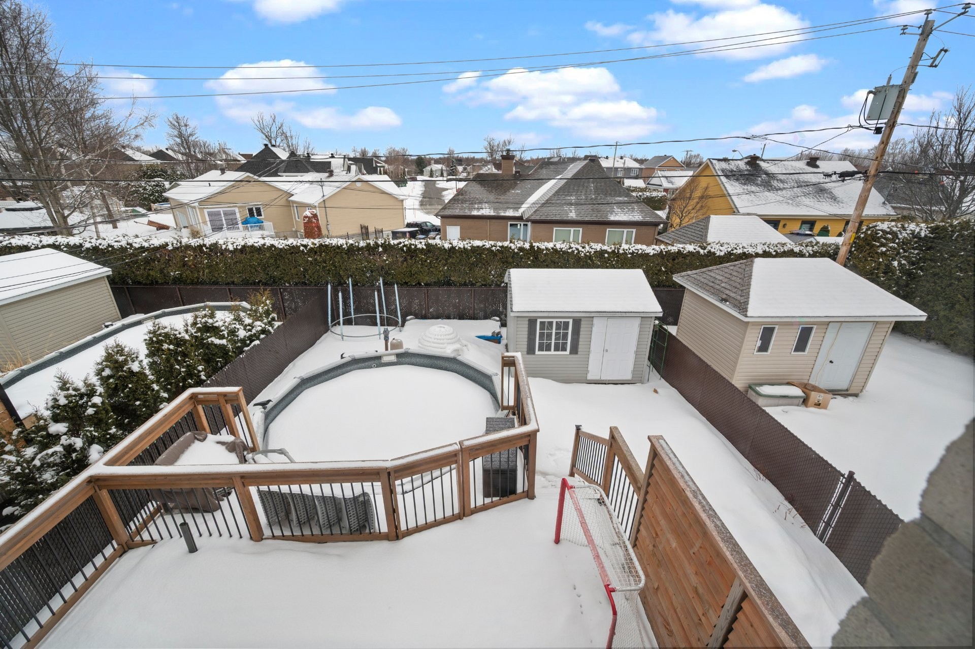









647


Av. Albert-Rousseau

,
Lévis (Les Chutes-de-la-Chaudière-Ouest),




QC
G6J2C7

