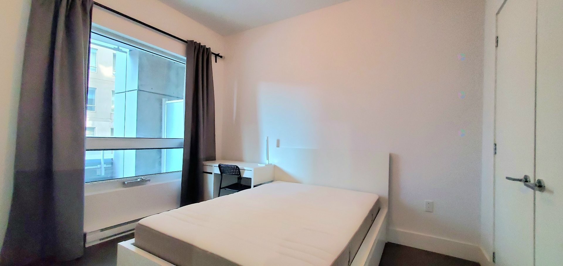 









405


Rue de la Concorde

, 1102,
Montréal (Ville-Marie),




QC
H3A0H1

