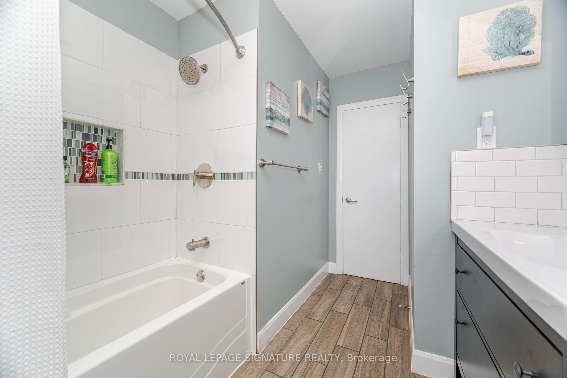 









77


Fairview

Road,
Grimsby,




ON
L3M 3L6

