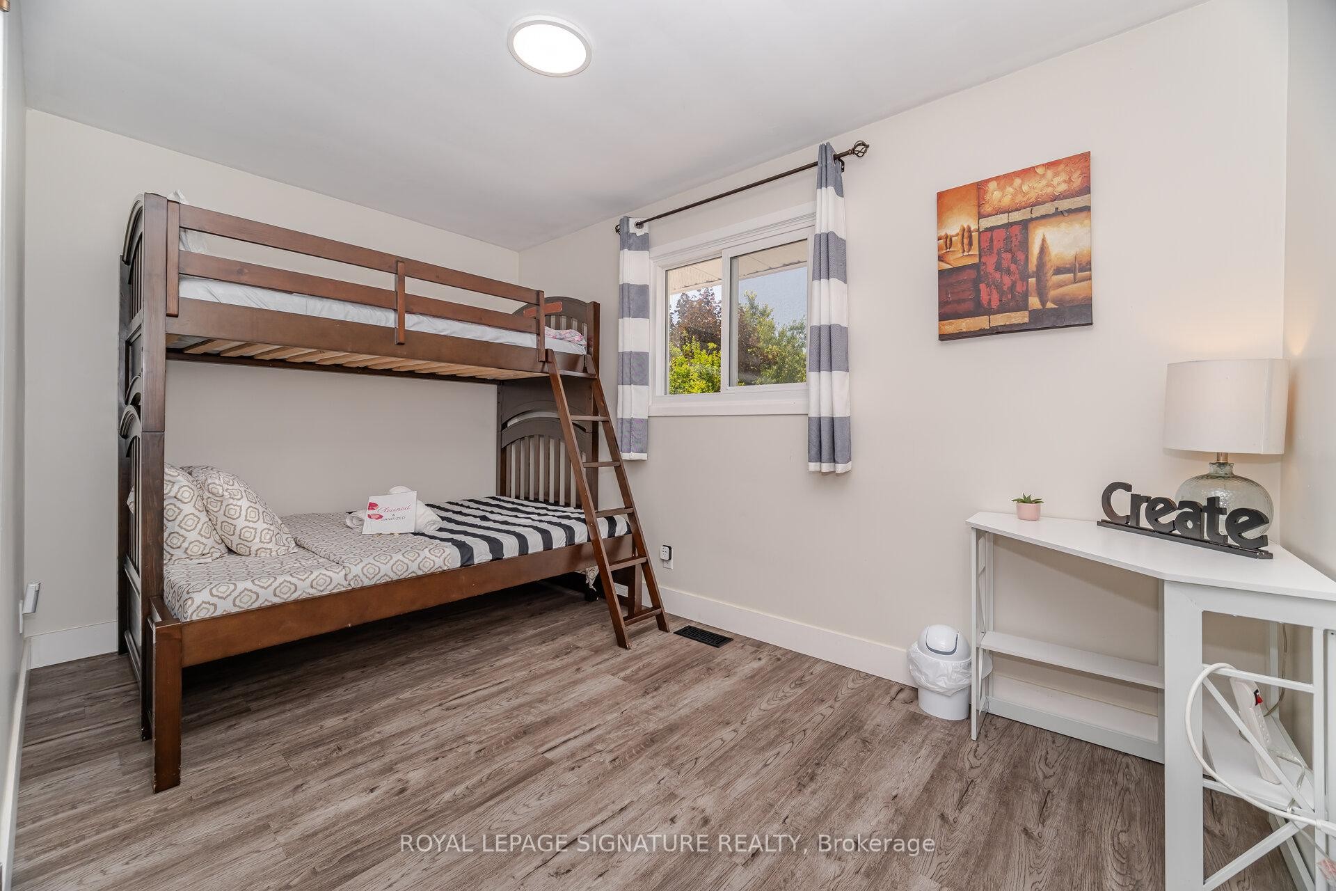 









77


Fairview

Road,
Grimsby,




ON
L3M 3L6

