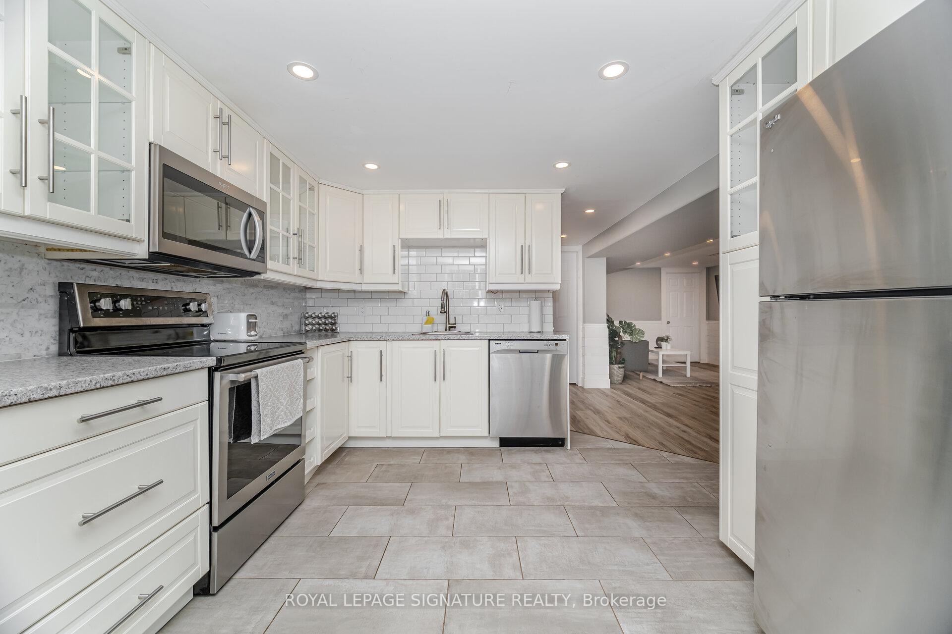 









77


Fairview

Road,
Grimsby,




ON
L3M 3L6

