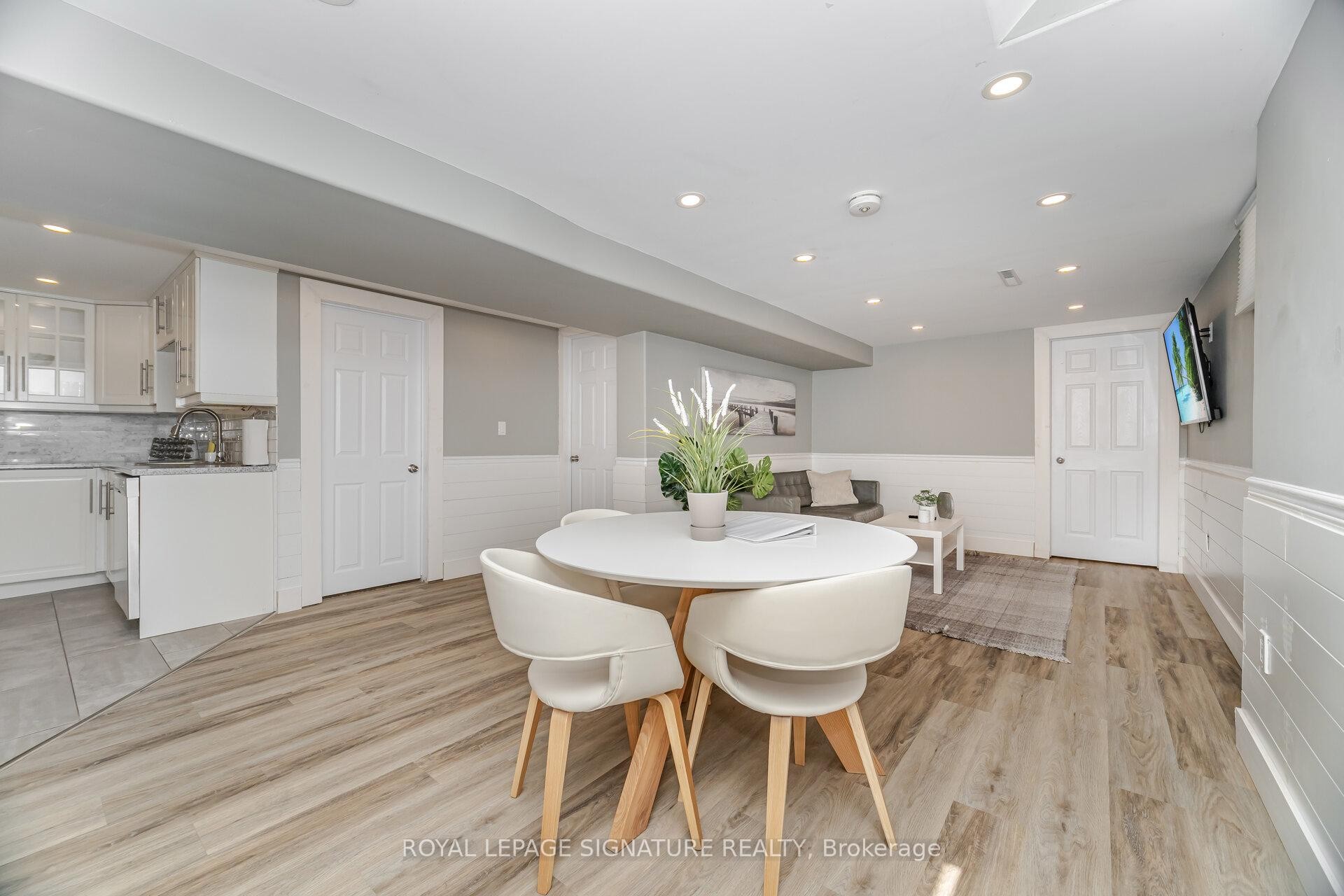 









77


Fairview

Road,
Grimsby,




ON
L3M 3L6

