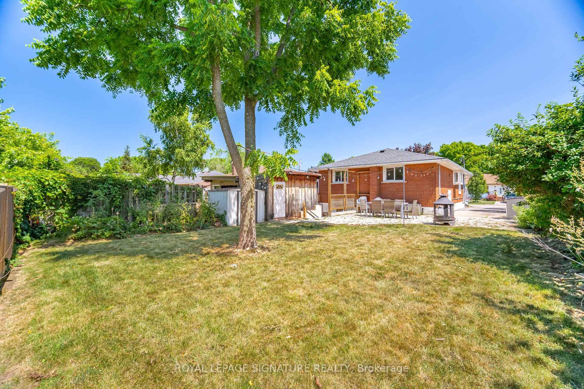 









77


Fairview

Road,
Grimsby,




ON
L3M 3L6


