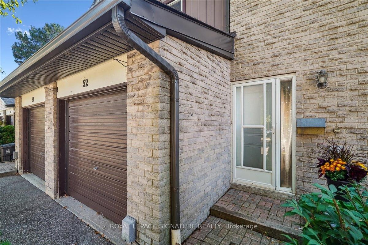 









1131


Sandhurst

Circle, 52,
Toronto,




ON
M1V 1V5

