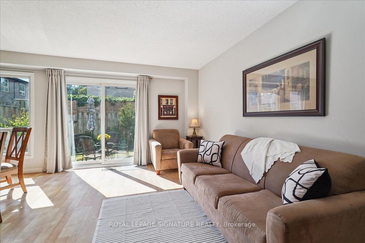 









1131


Sandhurst

Circle, 52,
Toronto,




ON
M1V 1V5

