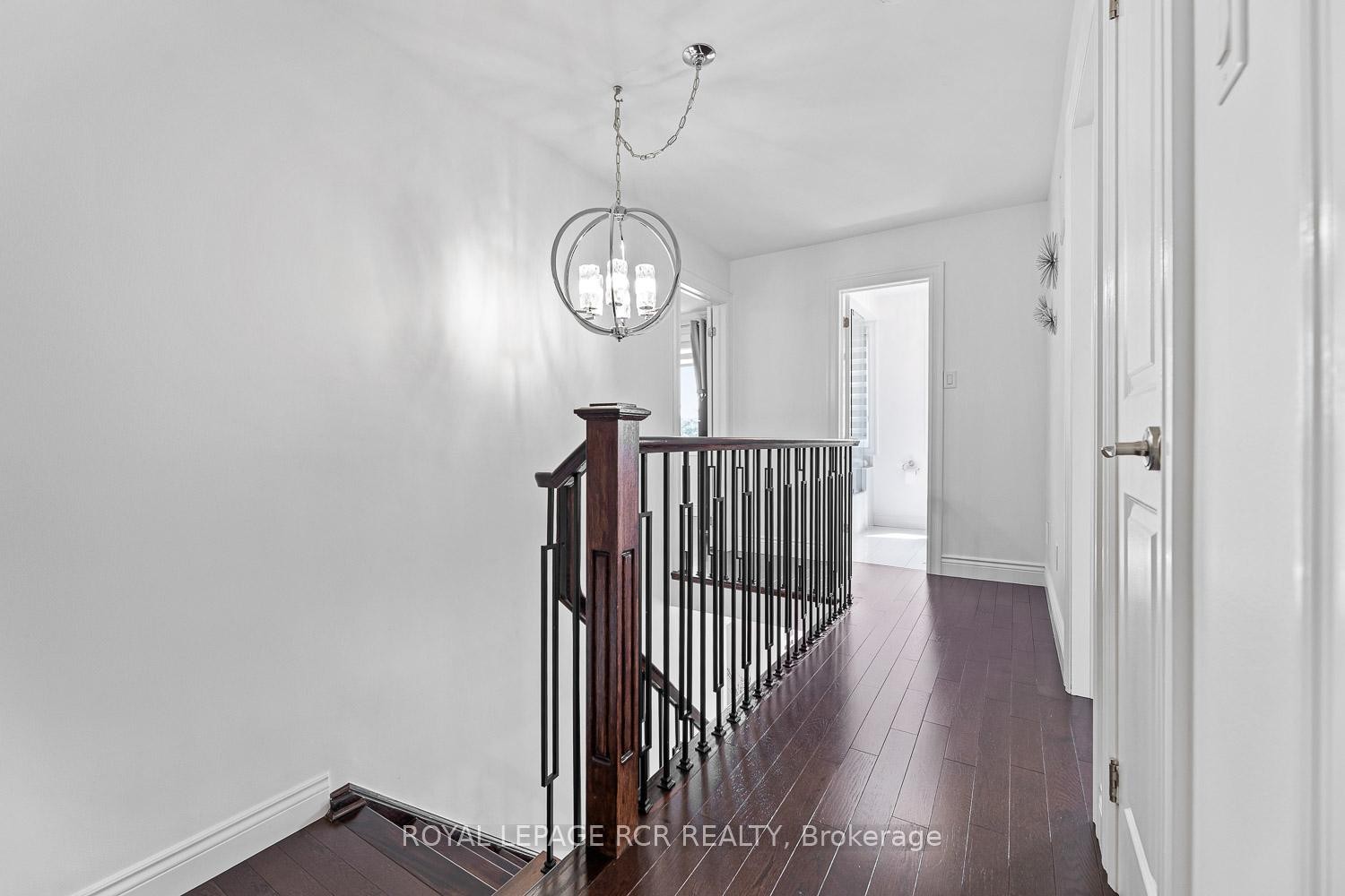 









44


Fountainbridge

Drive,
Caledon,




ON
L7E 1N4

