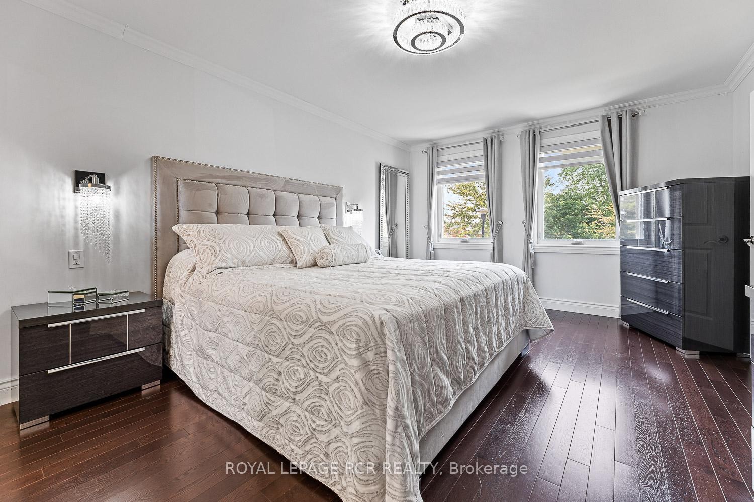 









44


Fountainbridge

Drive,
Caledon,




ON
L7E 1N4

