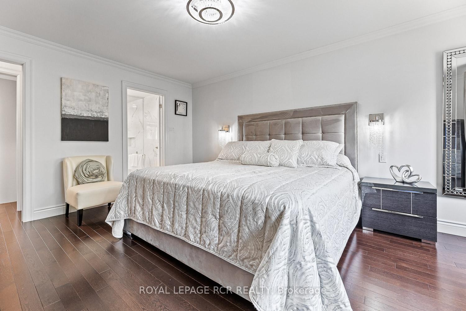 









44


Fountainbridge

Drive,
Caledon,




ON
L7E 1N4

