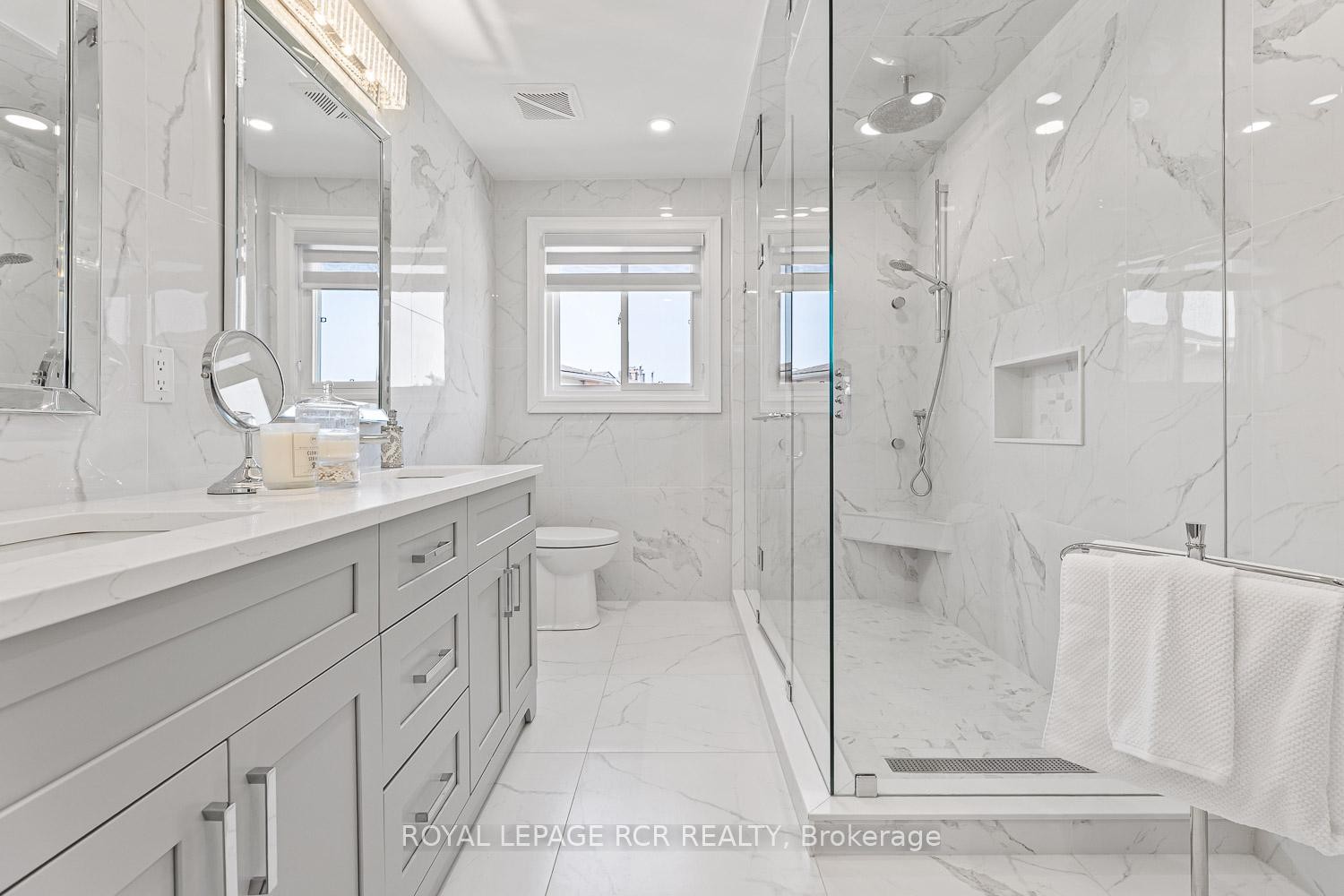 









44


Fountainbridge

Drive,
Caledon,




ON
L7E 1N4

