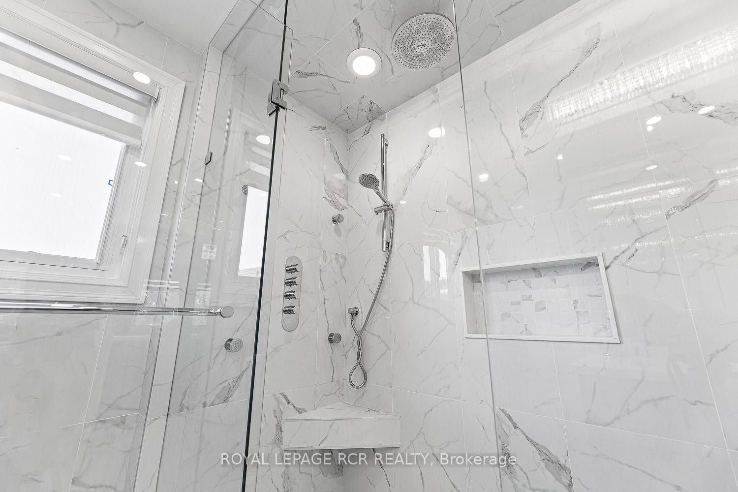 









44


Fountainbridge

Drive,
Caledon,




ON
L7E 1N4

