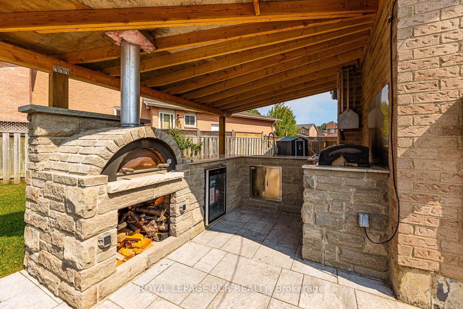 









44


Fountainbridge

Drive,
Caledon,




ON
L7E 1N4

