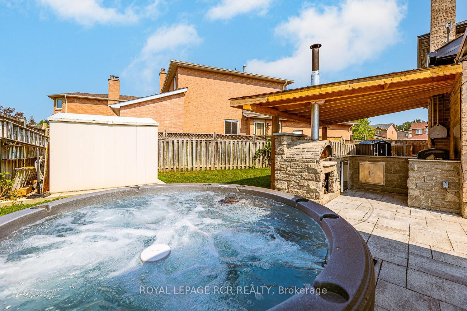 









44


Fountainbridge

Drive,
Caledon,




ON
L7E 1N4

