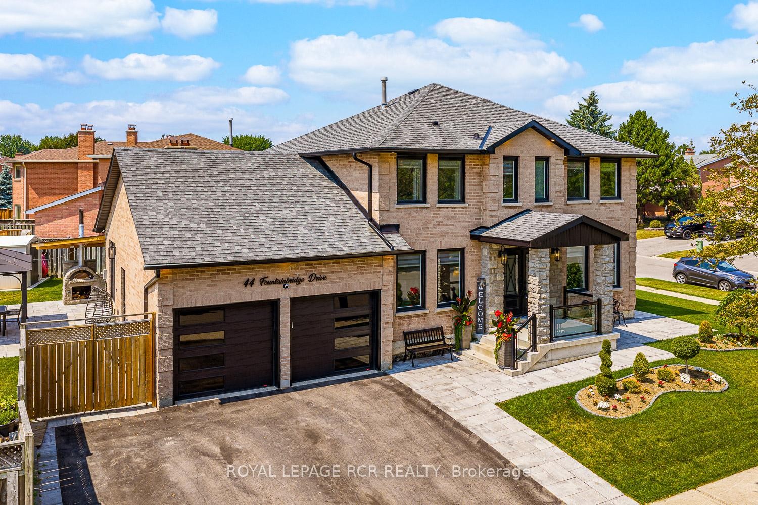 









44


Fountainbridge

Drive,
Caledon,




ON
L7E 1N4

