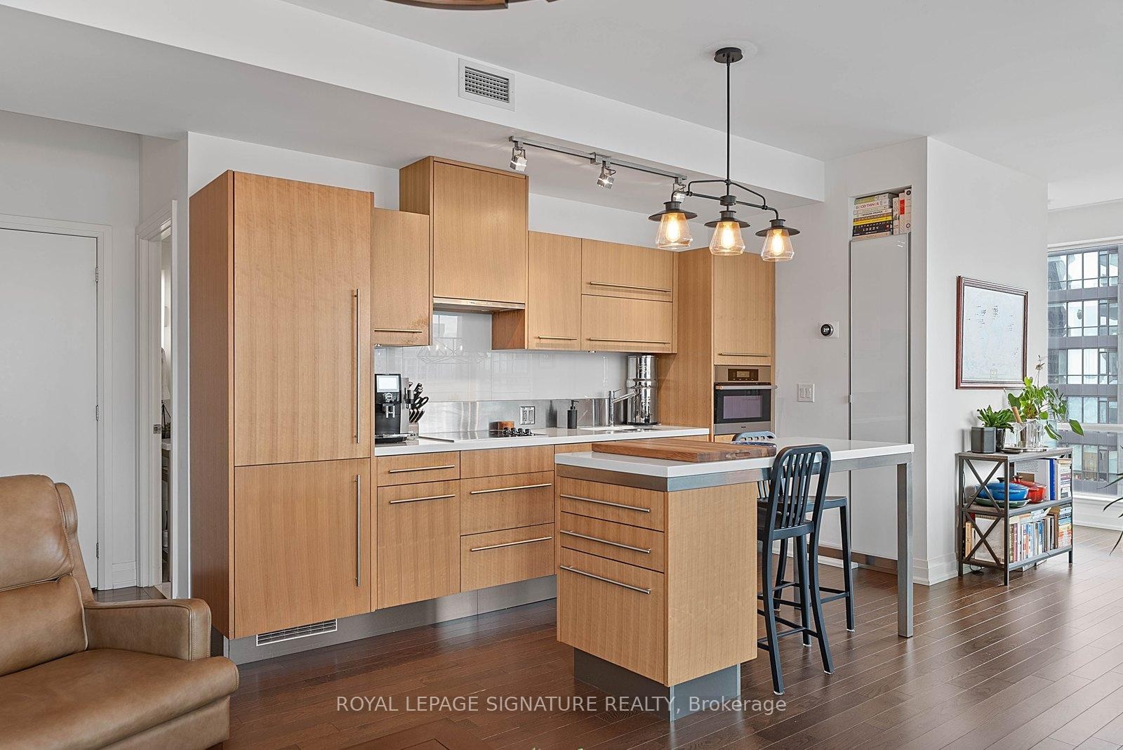 









80


John

Street, 3008,
Toronto,




ON
M5V 3X4

