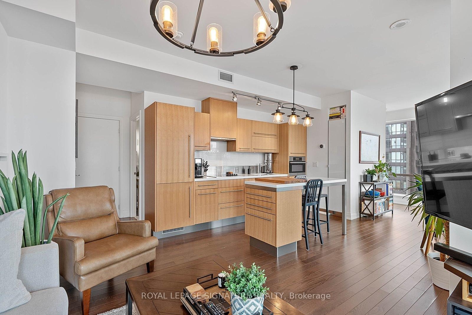 









80


John

Street, 3008,
Toronto,




ON
M5V 3X4

