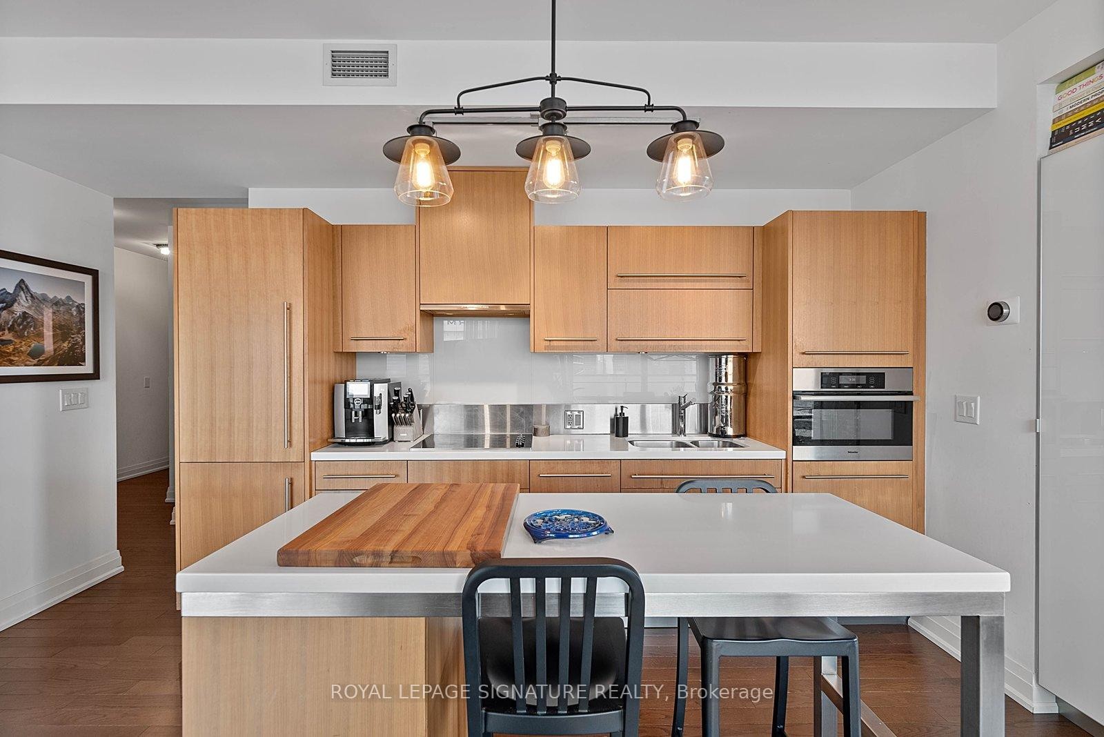 









80


John

Street, 3008,
Toronto,




ON
M5V 3X4

