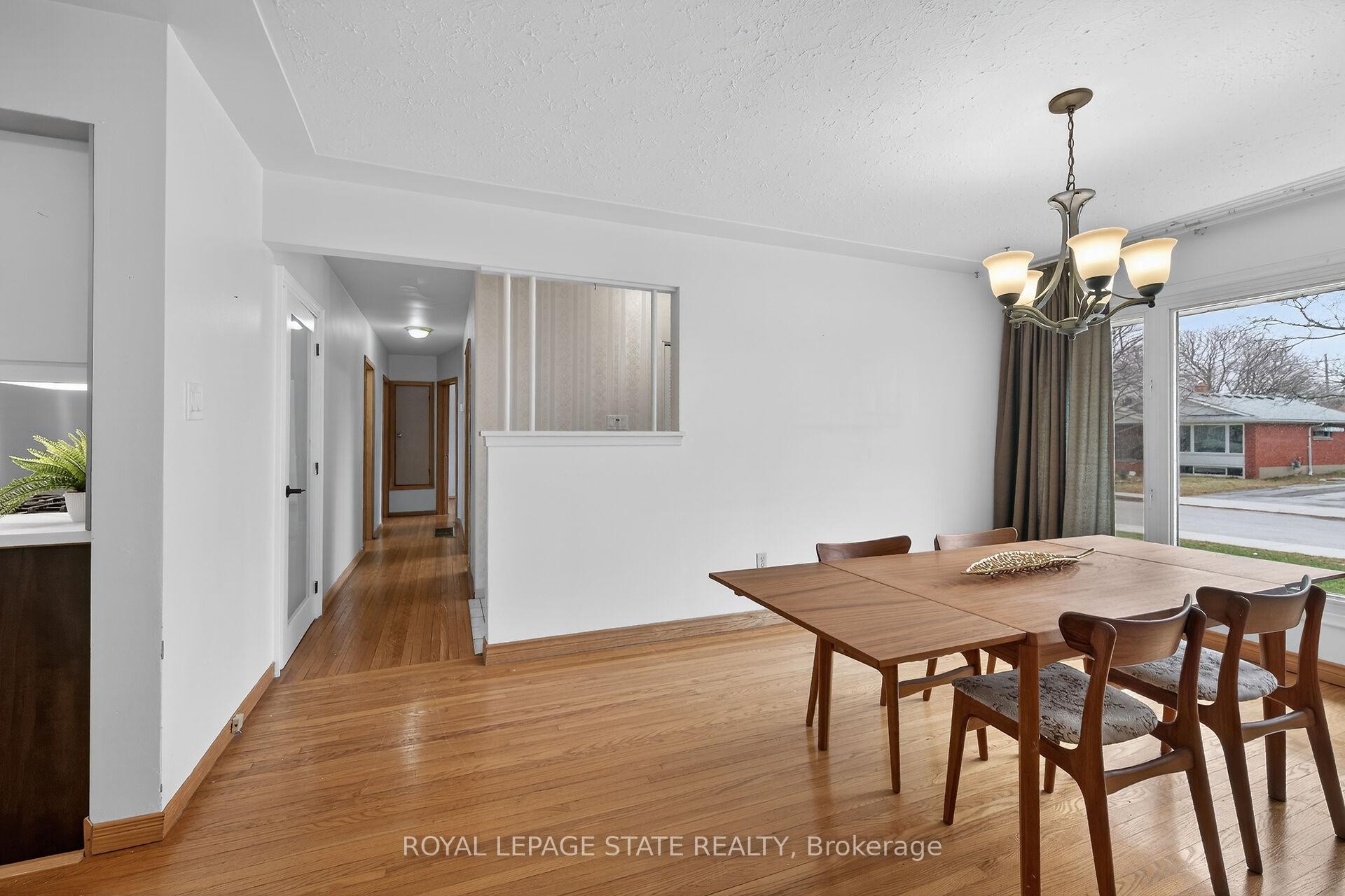 









19


Burfield

Avenue,
Hamilton,




ON
L8T 2J8

