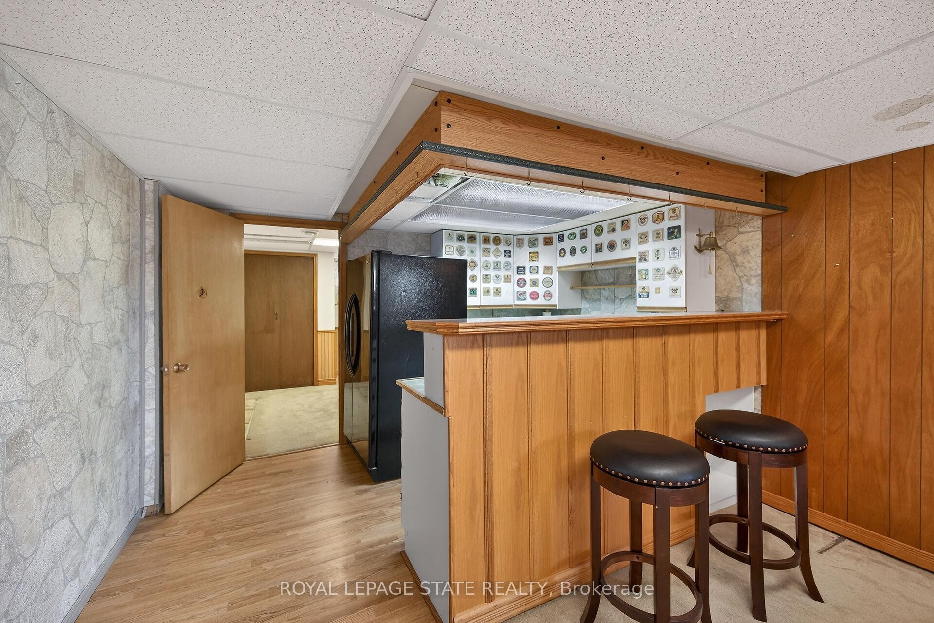 









19


Burfield

Avenue,
Hamilton,




ON
L8T 2J8

