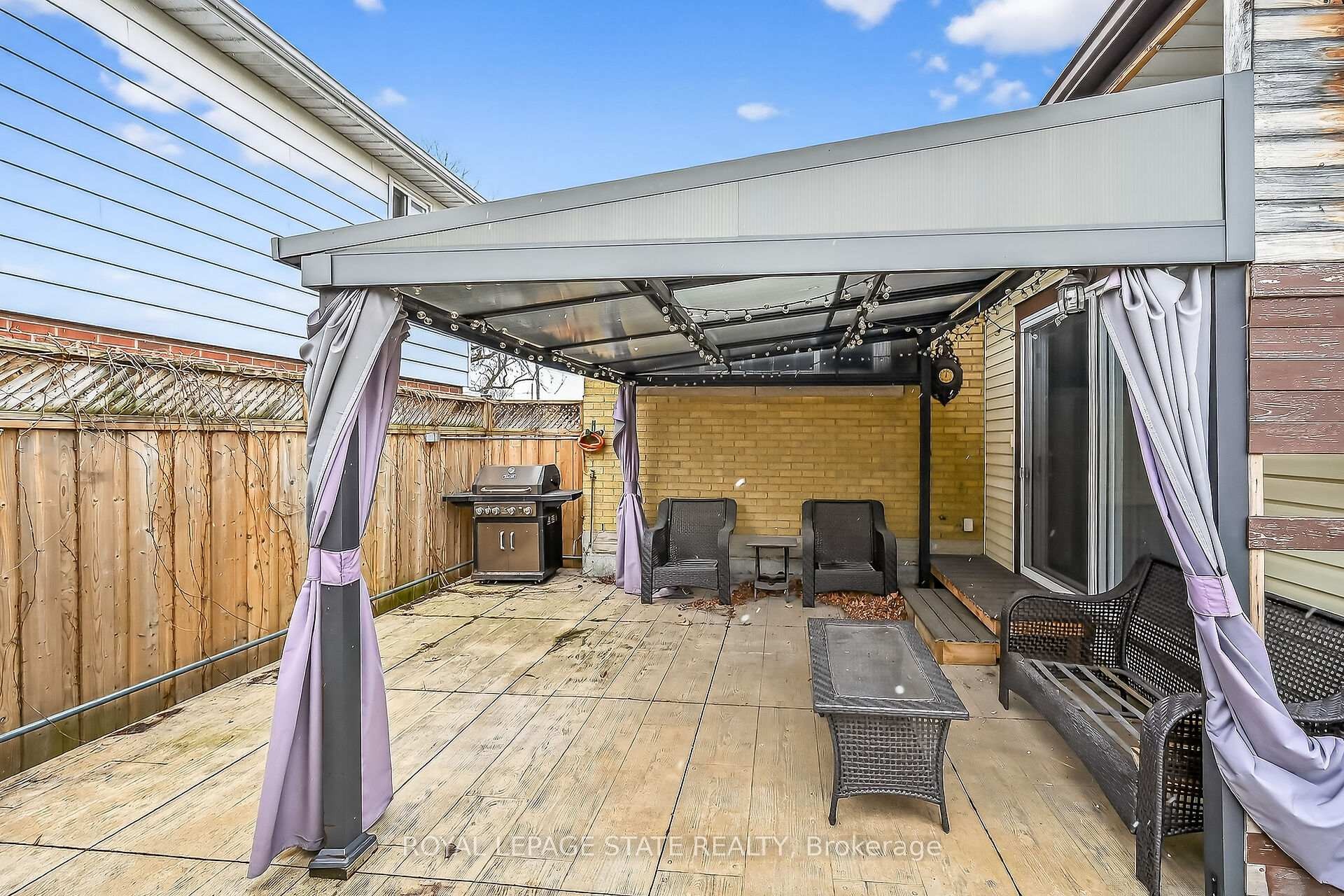 









19


Burfield

Avenue,
Hamilton,




ON
L8T 2J8

