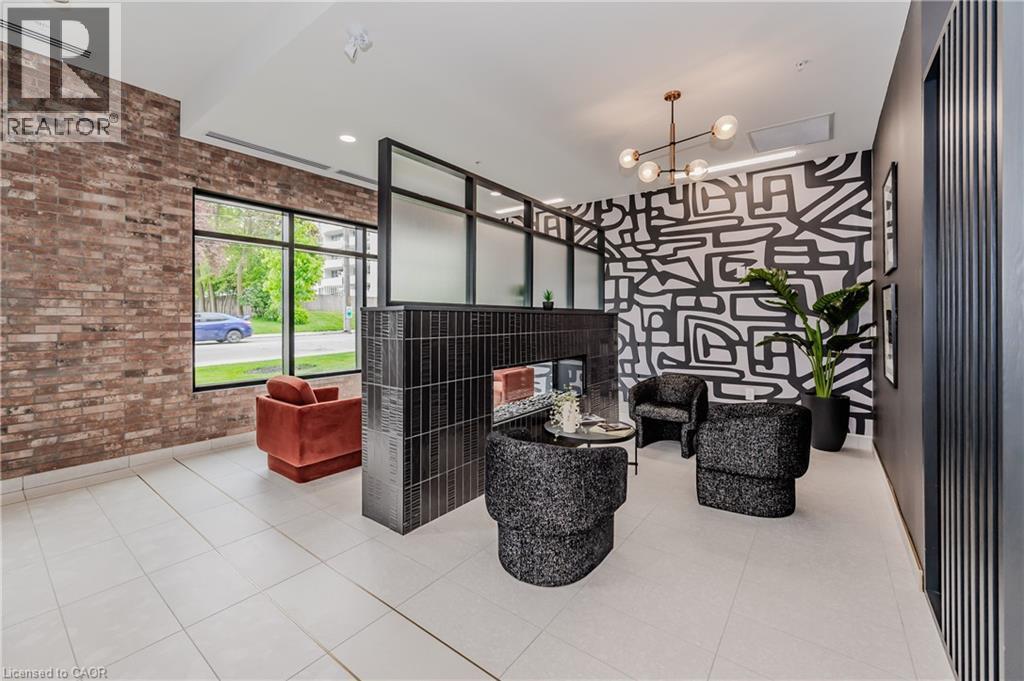 












24 UNION Street E Unit# 406

,
Waterloo,




Ontario
N2J1B7

