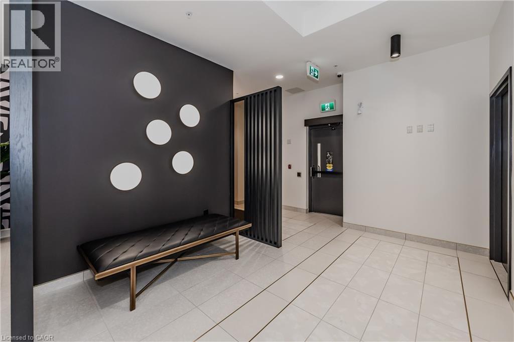 












24 UNION Street E Unit# 406

,
Waterloo,




Ontario
N2J1B7

