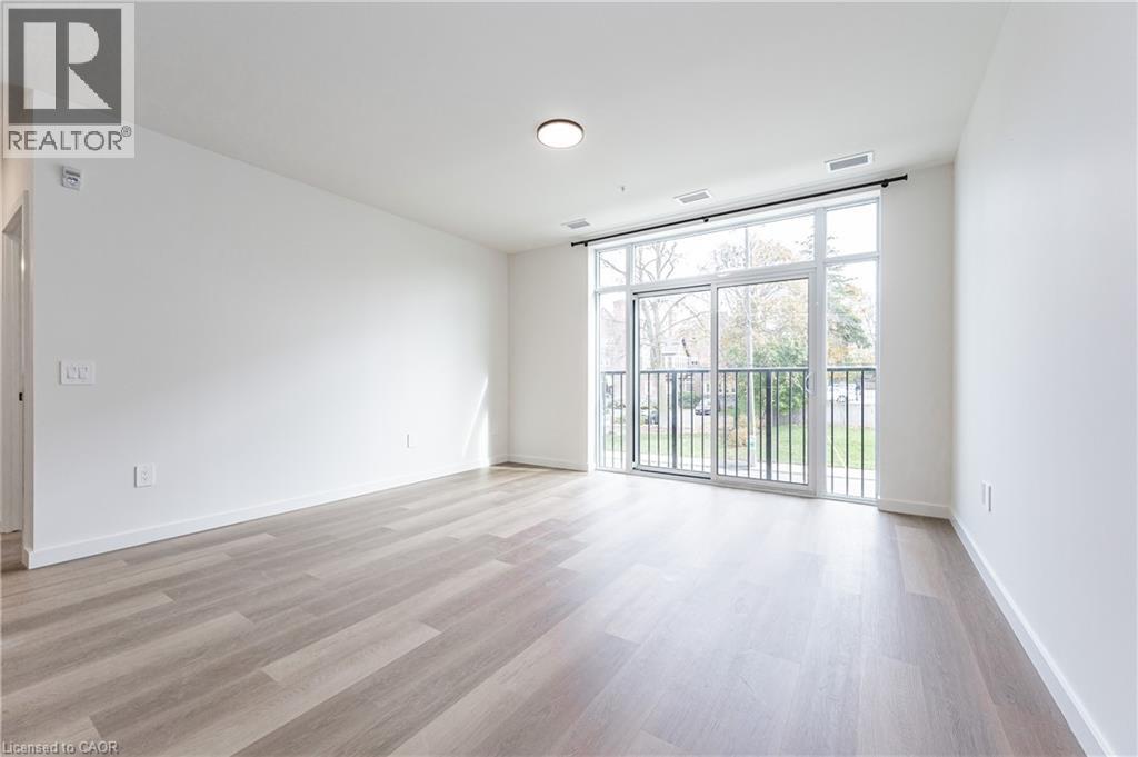 












24 UNION Street E Unit# 406

,
Waterloo,




Ontario
N2J1B7

