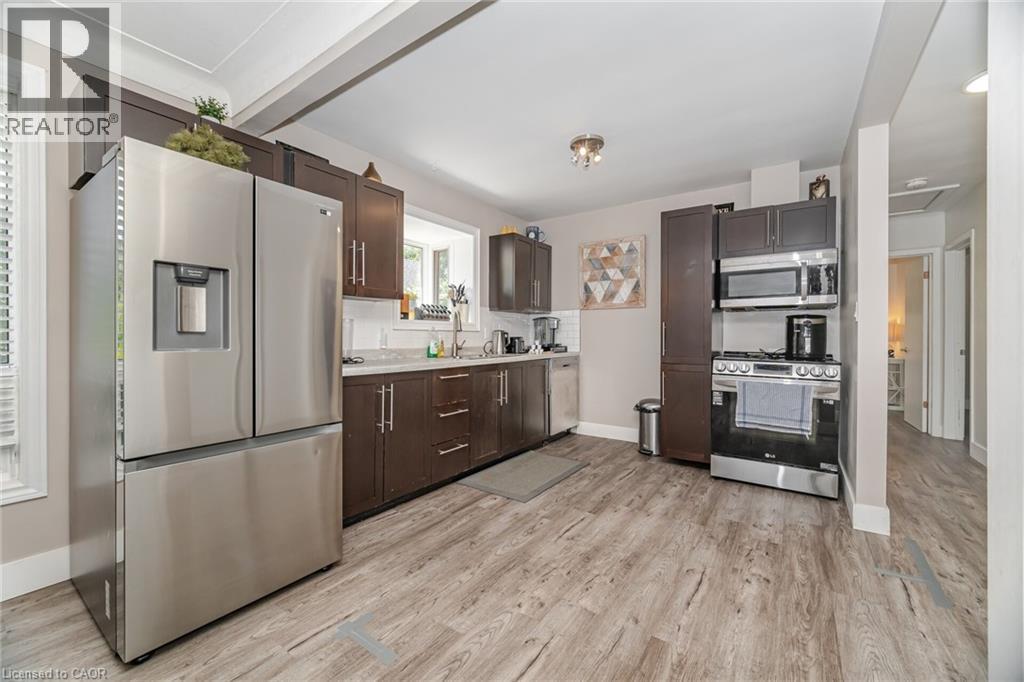 












77 FAIRVIEW Road

,
Grimsby,




Ontario
L3M3L6

