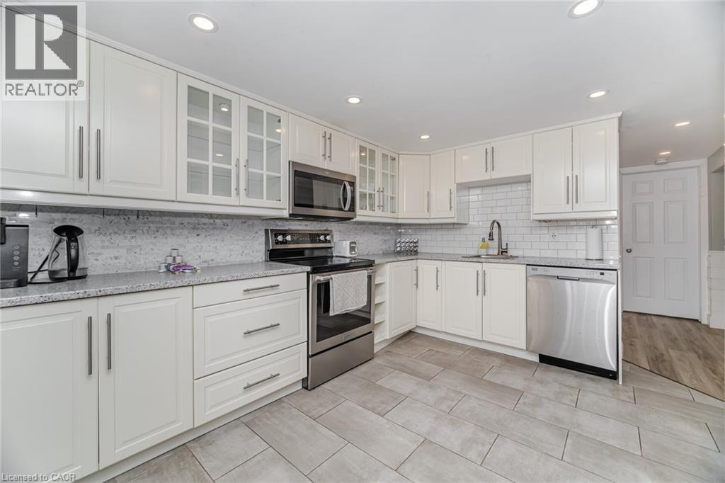 












77 FAIRVIEW Road

,
Grimsby,




Ontario
L3M3L6

