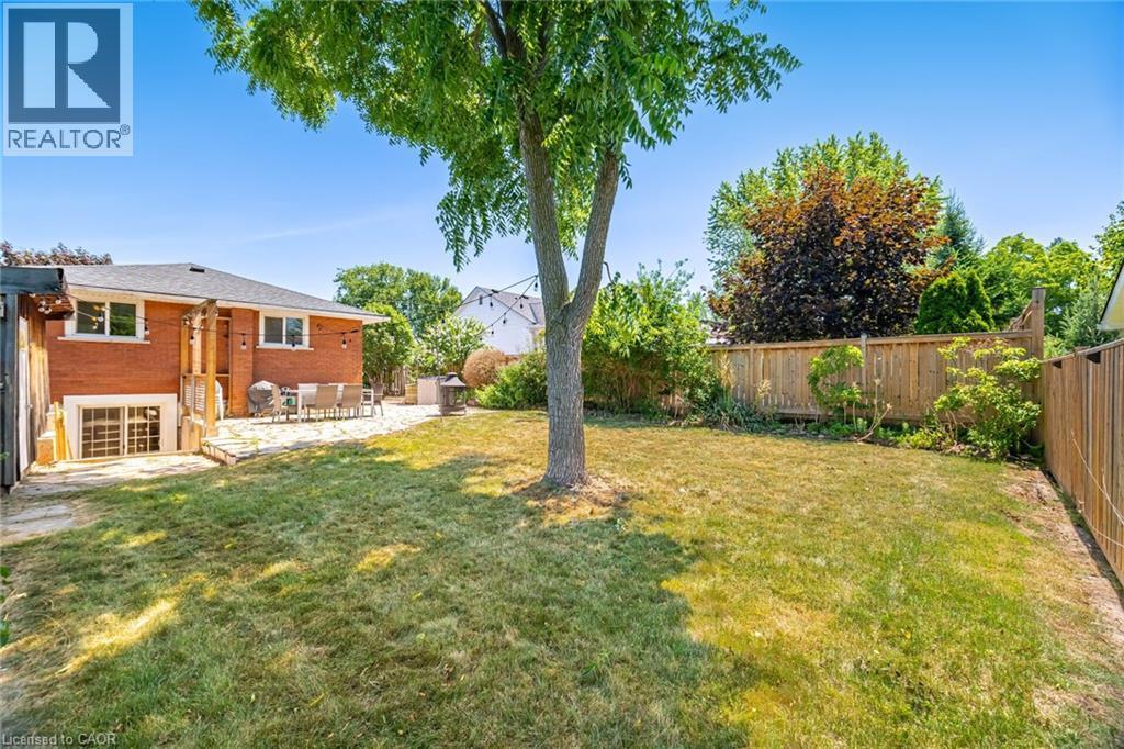 












77 FAIRVIEW Road

,
Grimsby,




Ontario
L3M3L6


