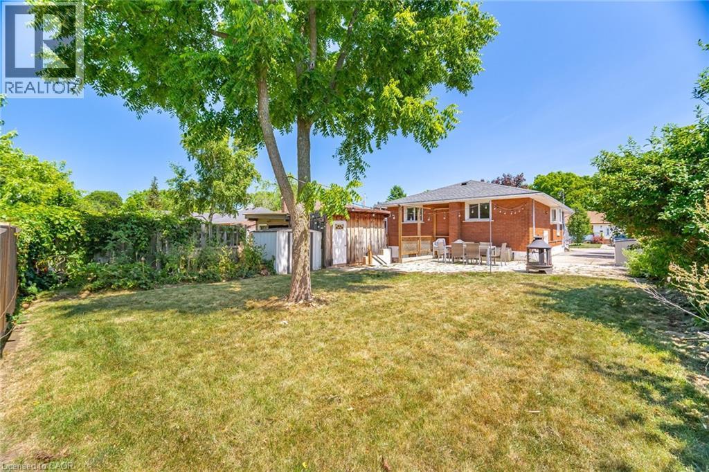 












77 FAIRVIEW Road

,
Grimsby,




Ontario
L3M3L6

