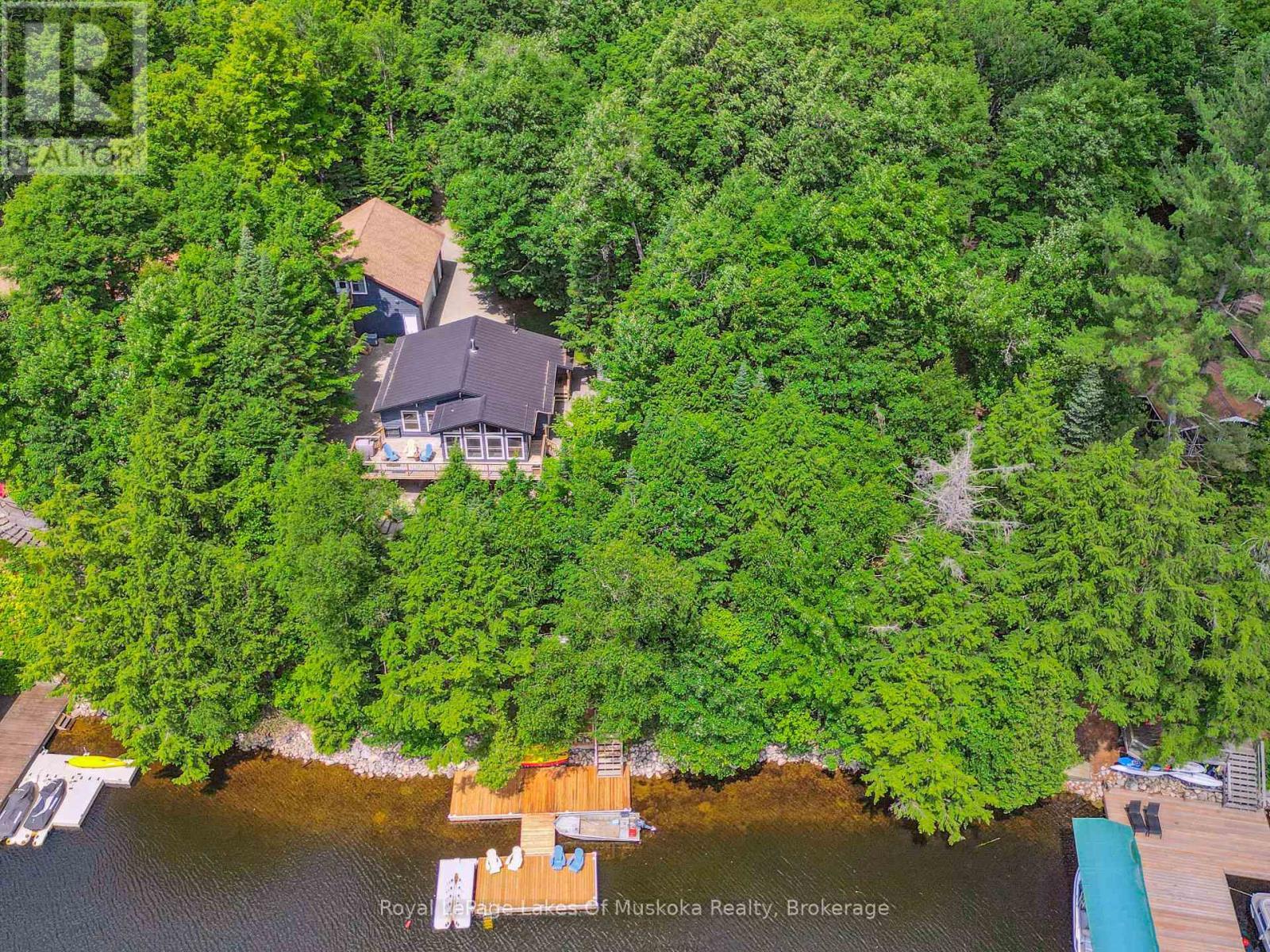 












1315 WOLF CIRCLE

,
Algonquin Highlands (Sherborne),




Ontario
P0A1E0

